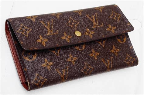 trifold wallet louis vuitton